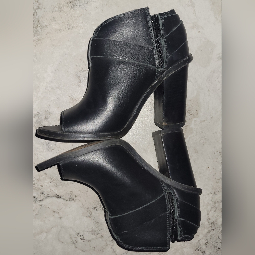 Sixty Seven Open‎ Toe Leather Polly Booties Size 5
